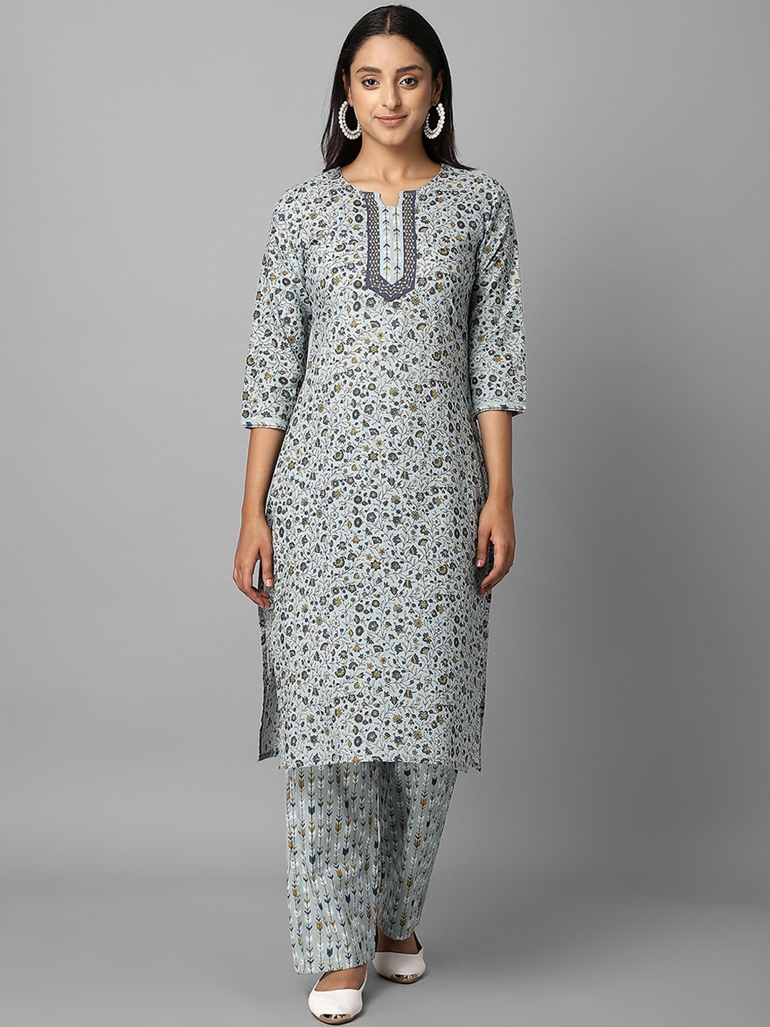 

Azira Women Grey Floral Printed Regular Pure Cotton Kurta with Palazzos