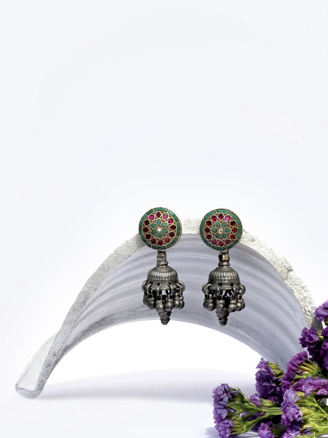

SANGEETA BOOCHRA Silver-Toned Contemporary Drop Earrings