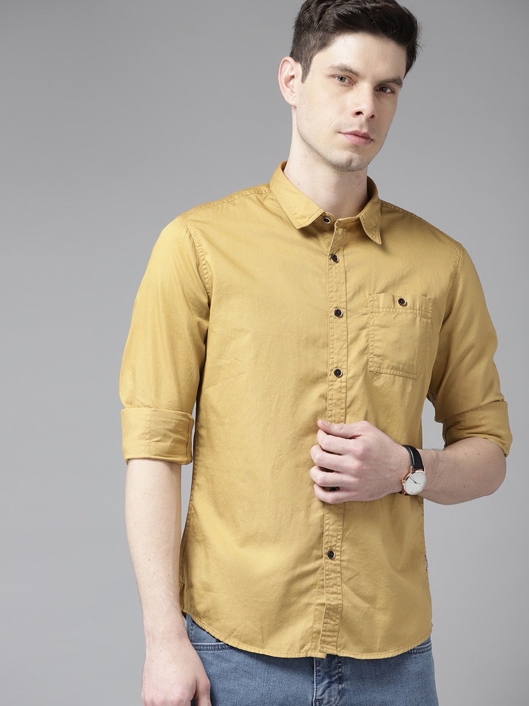 

BEAT LONDON by PEPE JEANS Men Mustard Yellow Pure Cotton Solid Slim Fit Casual Shirt
