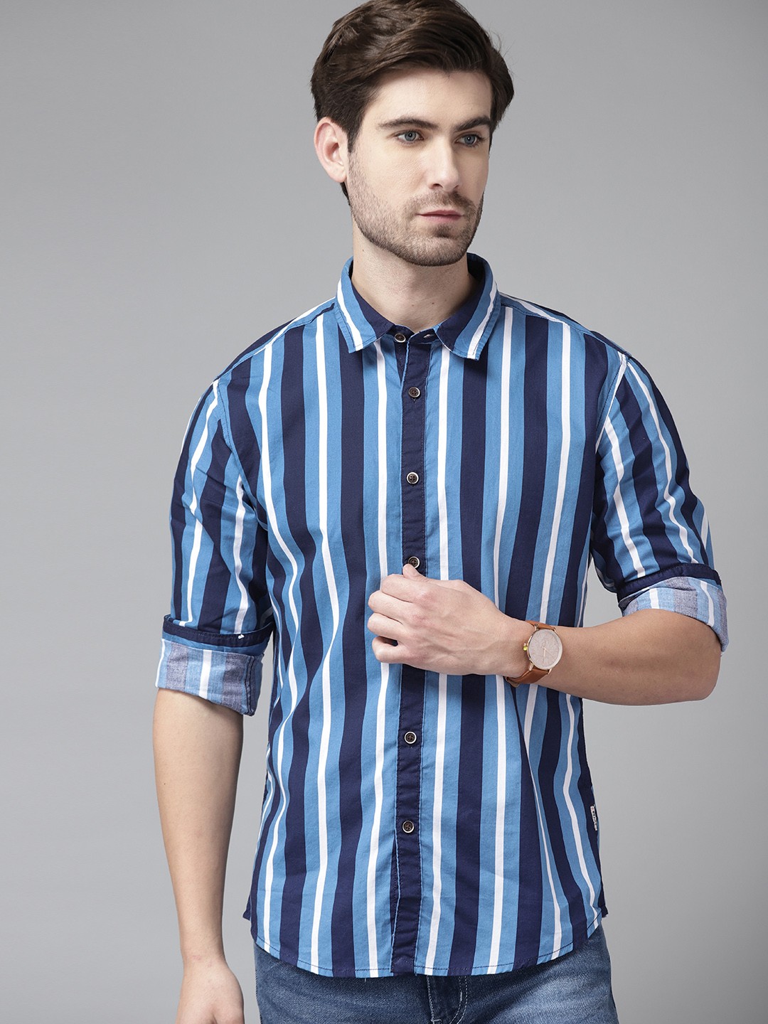 

BEAT LONDON by PEPE JEANS Men Blue & White Pure Cotton Slim Fit Striped Casual Shirt