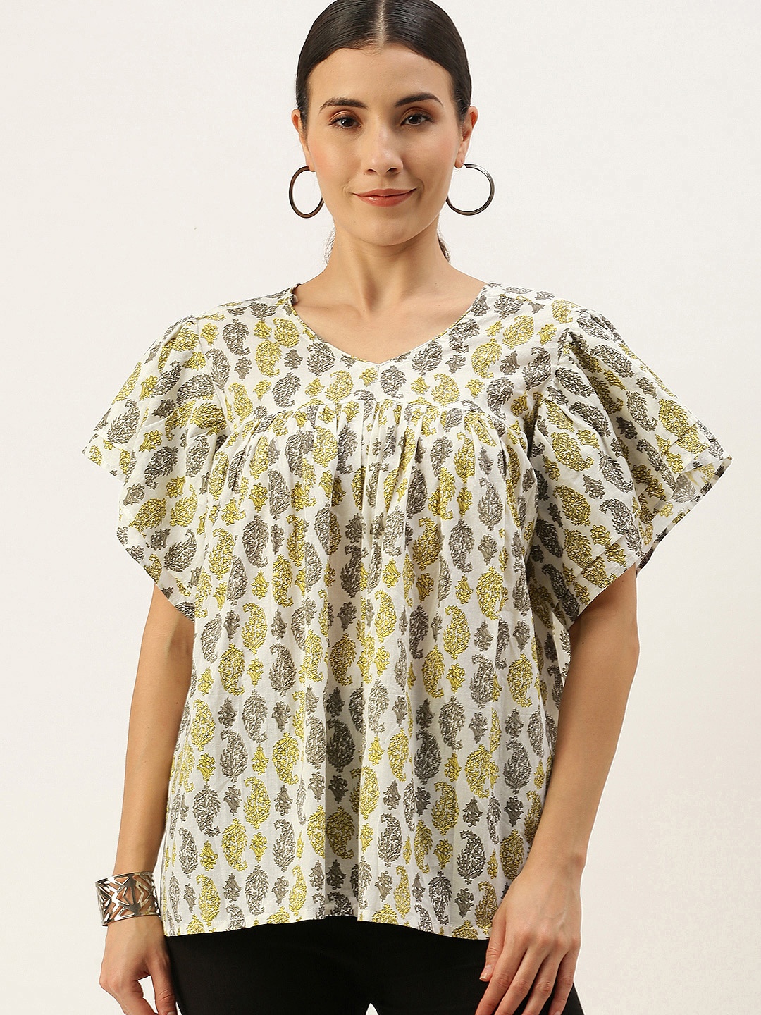 

Saanjh White & Yellow Printed Tunic