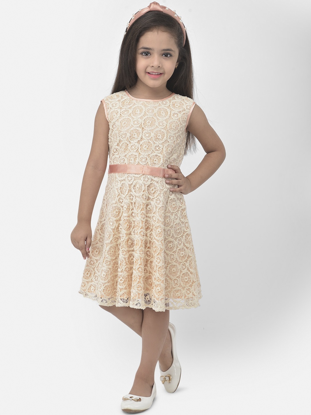 

Eavan Off White Lace Dress