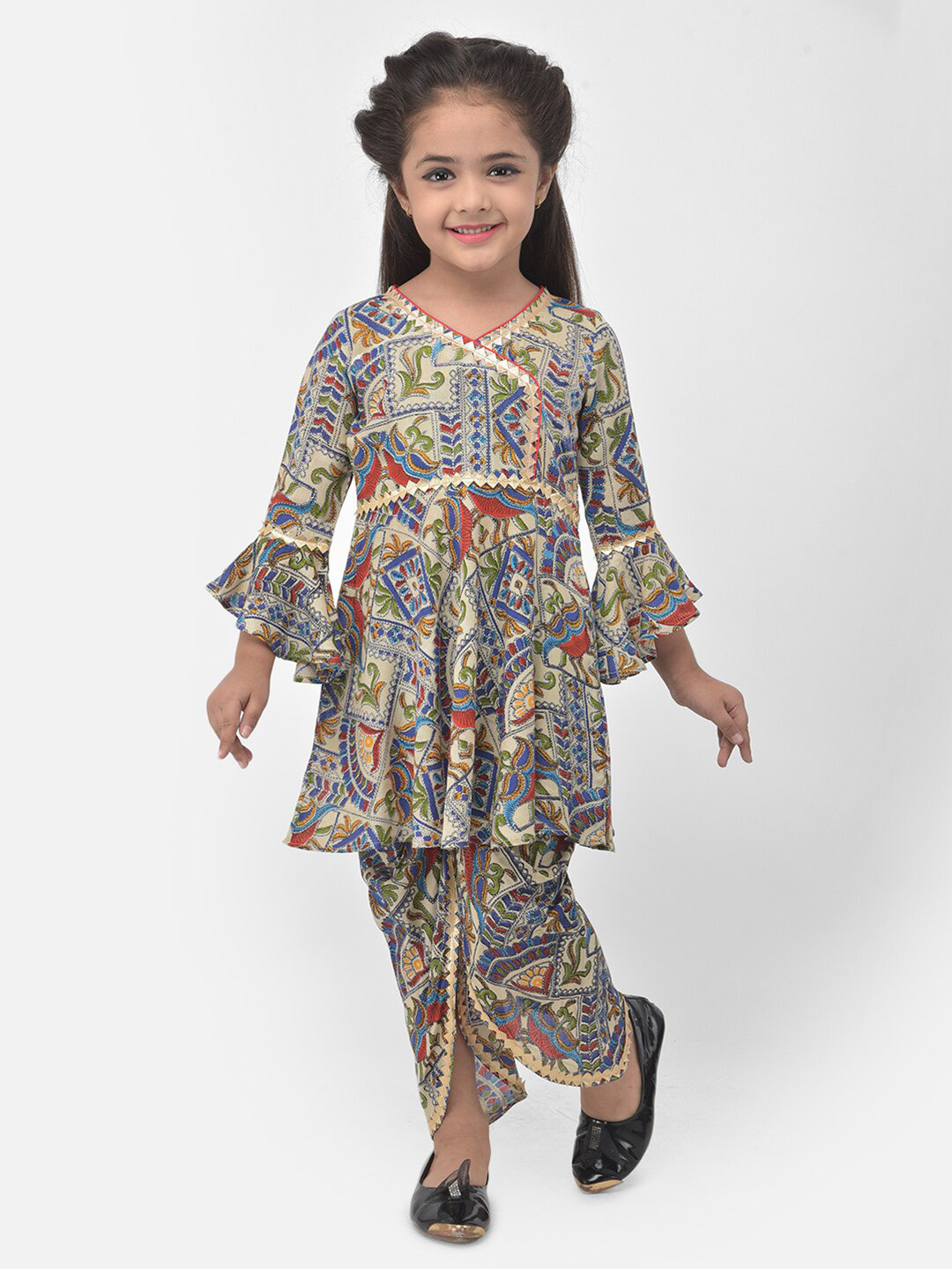 

Eavan Girls Multicoloured Printed Kurta With Dhoti Pants, Multi