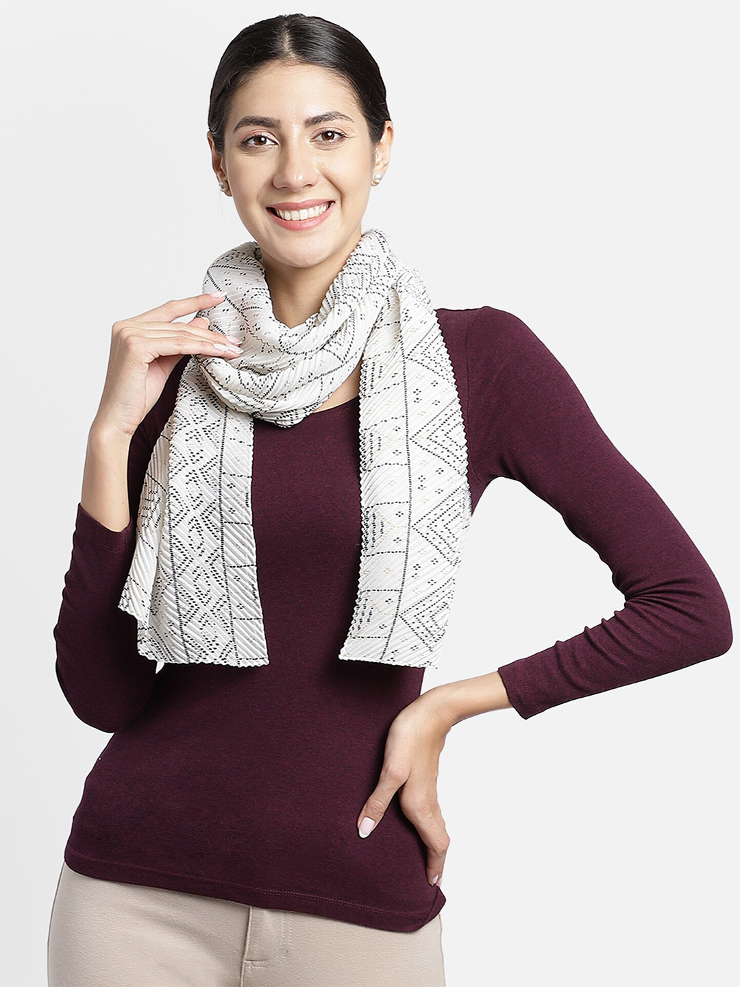 

Aditi Wasan Women Off White & Grey Printed Stole