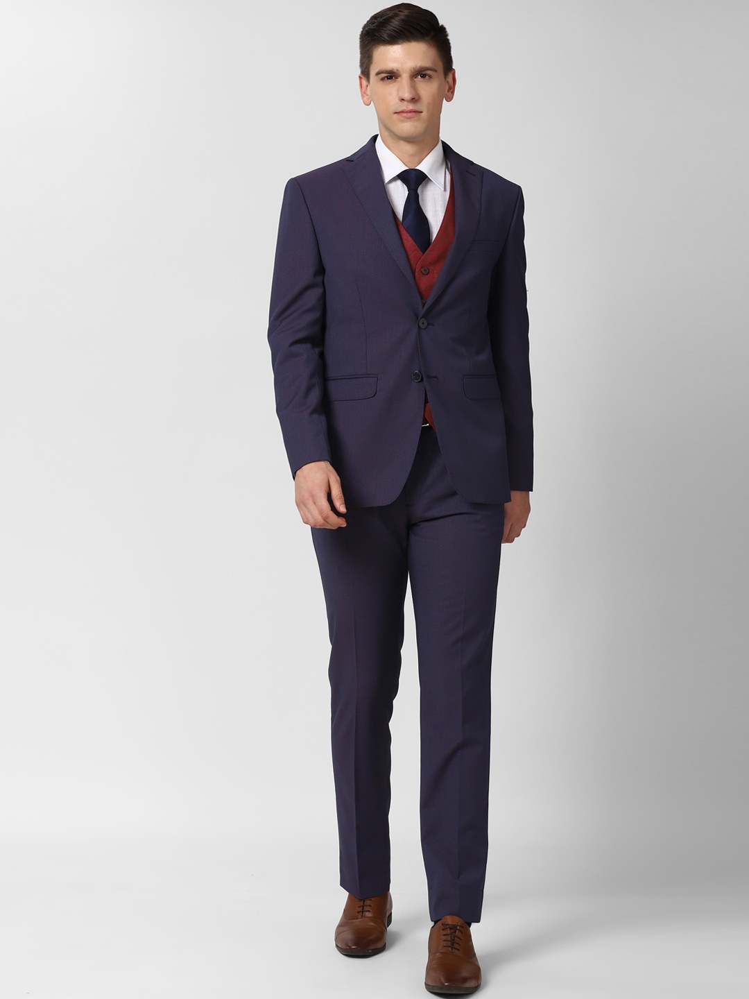 

Peter England Elite Men Navy Blue & Maroon Single-Breasted Three-Piece Formal Suit
