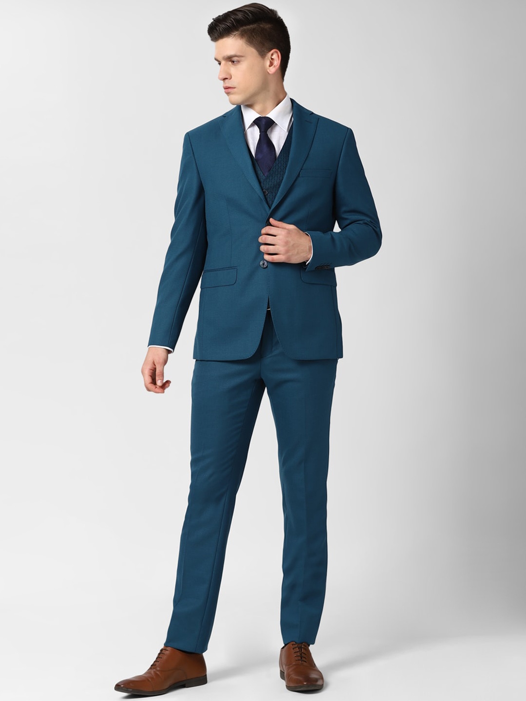 

Peter England Elite Men Navy Blue Slim-Fit Single-Breasted Three-Piece Formal Suit