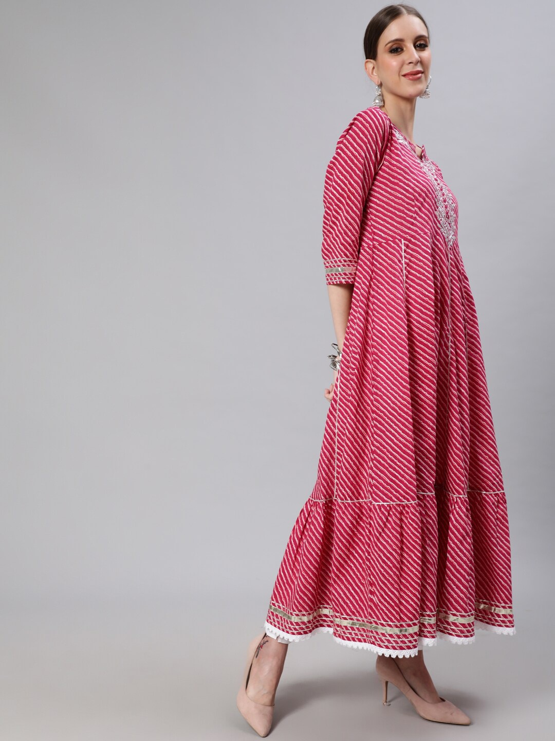 

Ishin Women Pink & Silver-Toned Geometric Embroidered Anarkali Kurta
