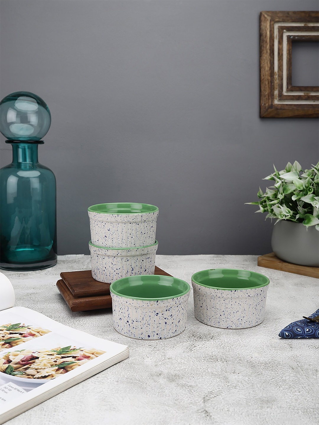 

MIAH Decor Set of 4 Ceramic Baking & Serving Microwave Safe Ramekin Bowls, Green