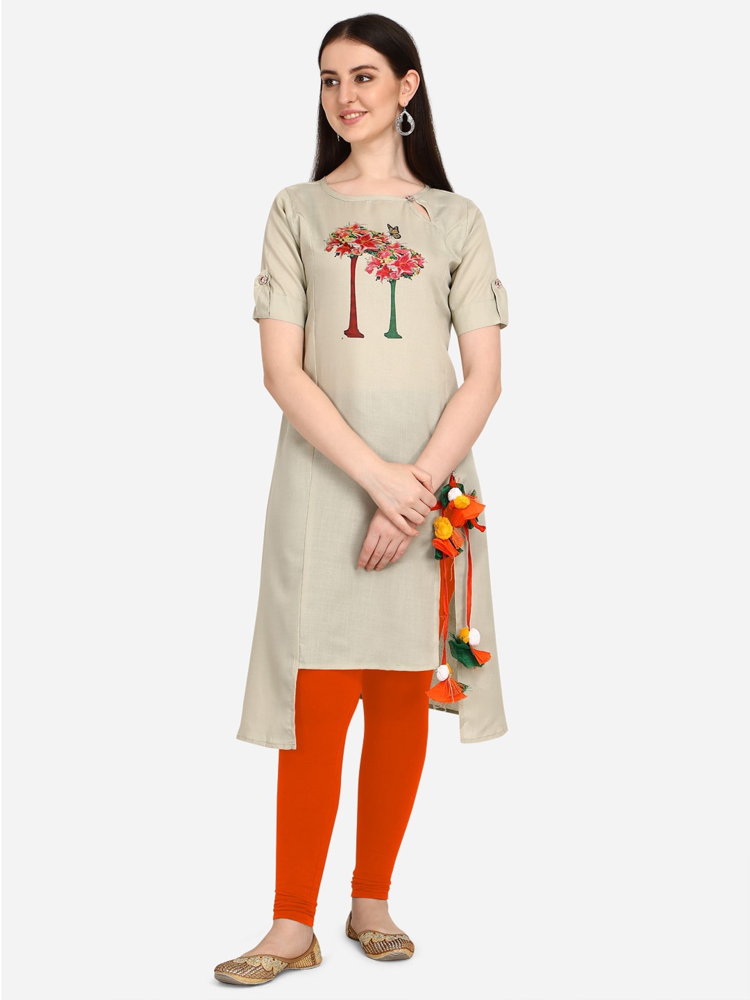 

OM SAI LATEST CREATION Women Grey & Red Floral Digital Printed Kurta