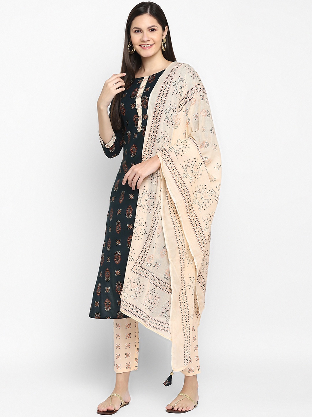 

CHRISTEENA Women Green Ethnic Motifs Printed Regular Kurta with Trousers & With Dupatta