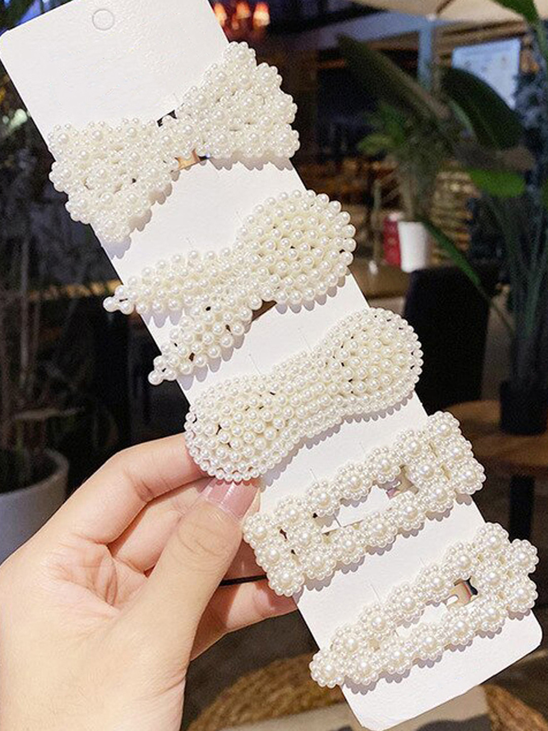

Jewels Galaxy Women White Set of 5 Embellished Tic Tac Hair Clip