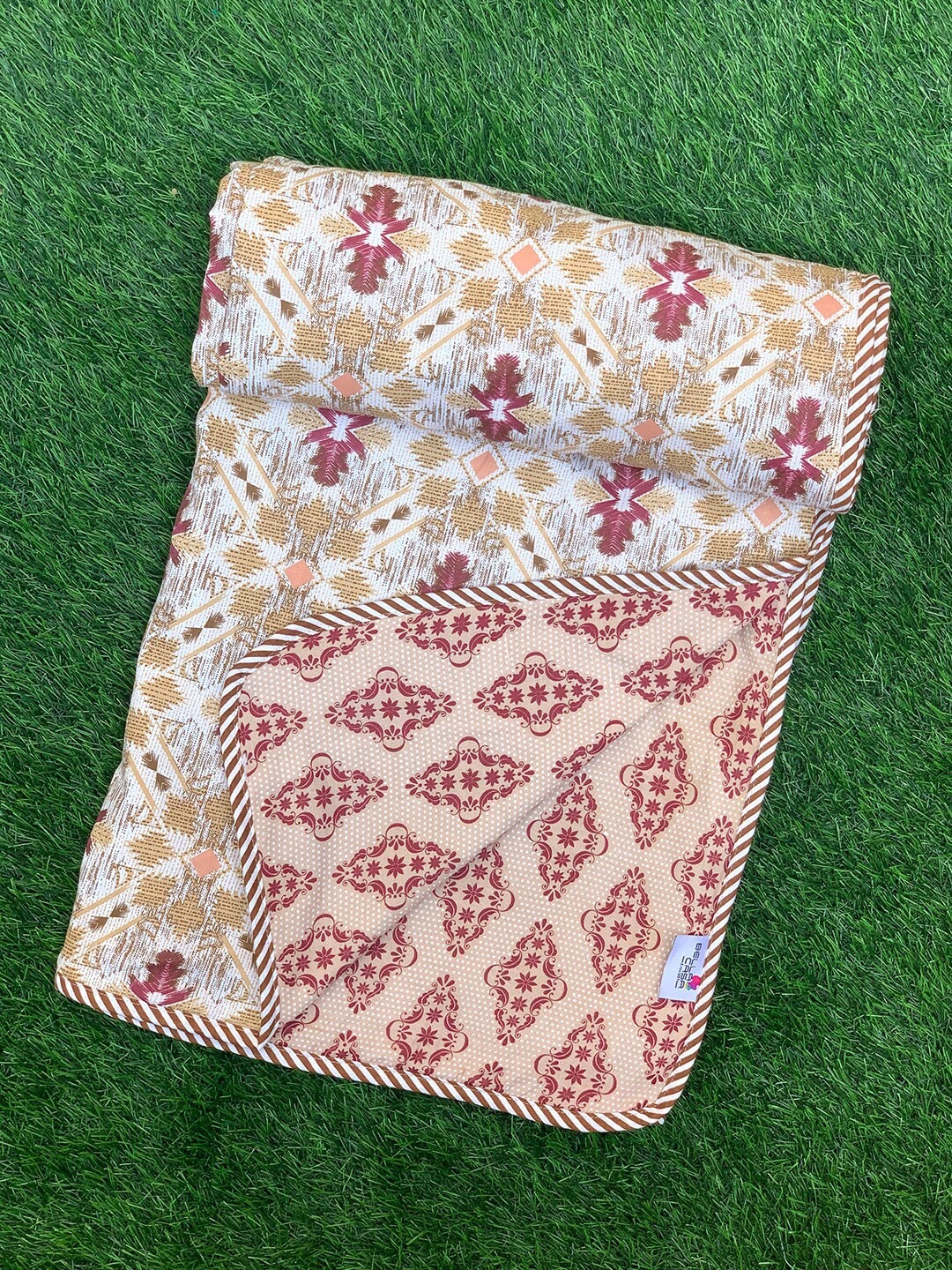 

BELLA CASA Green Floral Printed Reversible 100 % Cotton Single 180 GSM AC Dohar