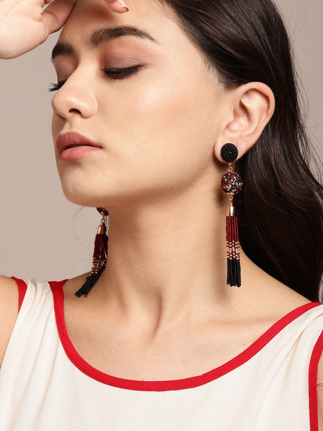 

Sangria Maroon & Black Beaded Tasselled Spherical Drop Earrings