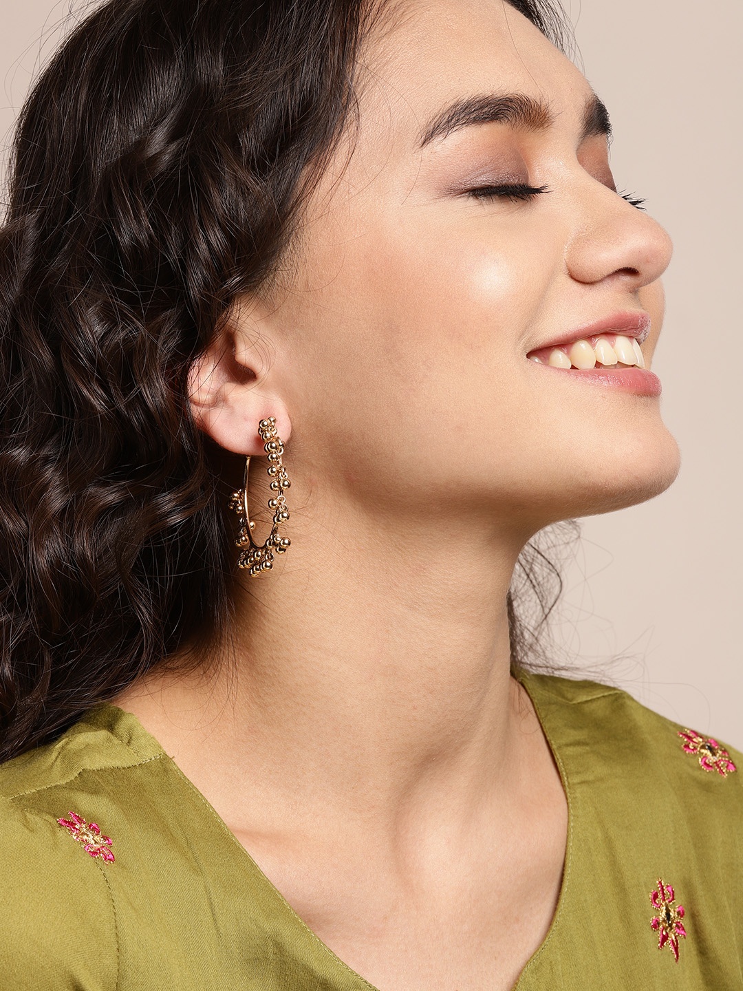 

Sangria Gold-Toned Crescent Shaped Half Hoop Earrings