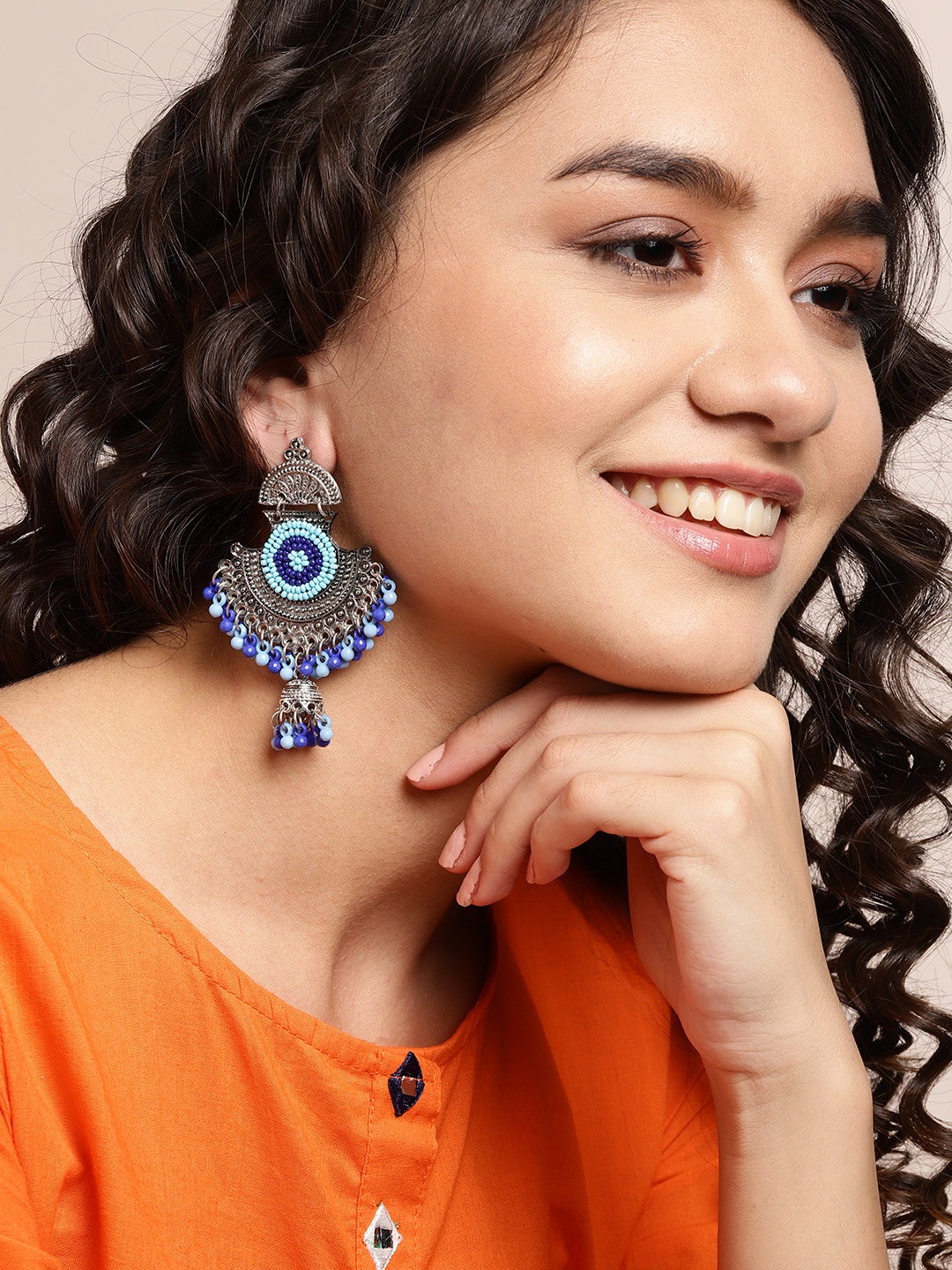 

Sangria Blue Oxidised Silver-Plated Beaded Crescent Shaped Chandbalis