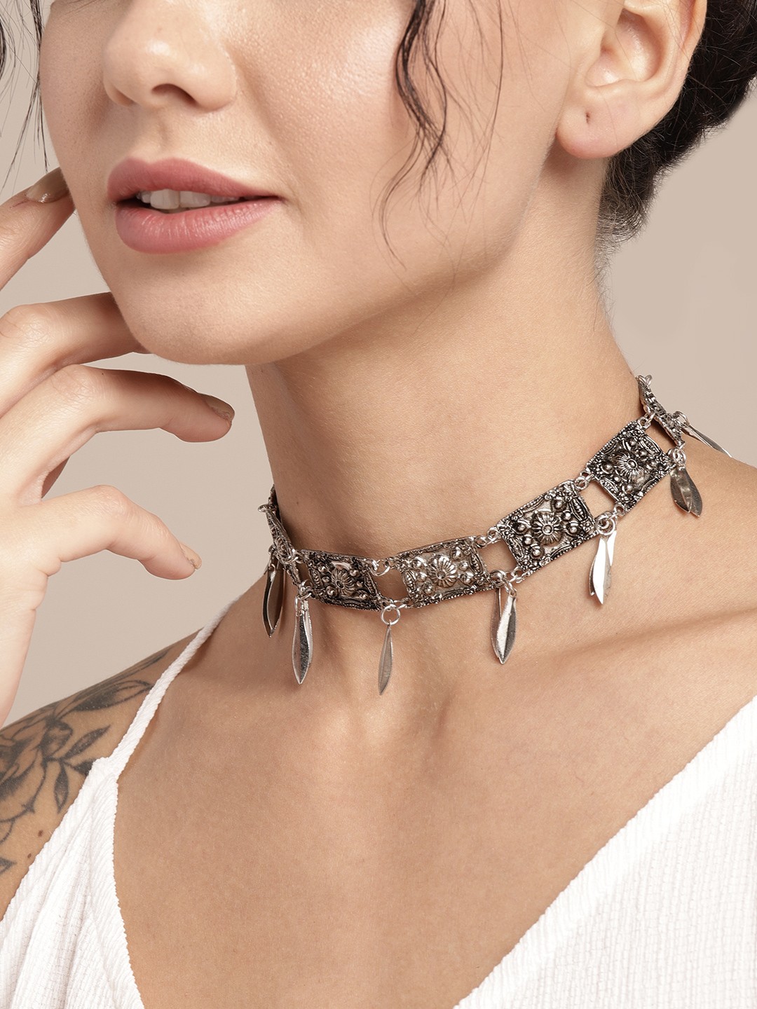 

Sangria Oxidised Silver-Toned Necklace