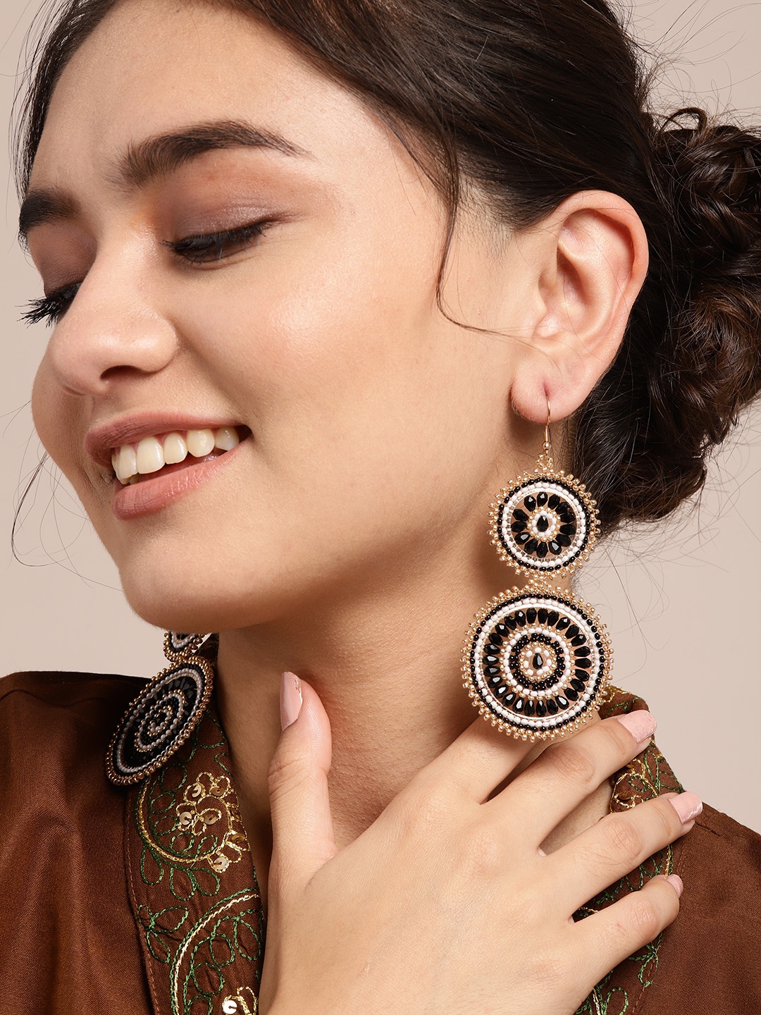 

Sangria Gold-Toned & Black Beaded Circular Drop Earrings