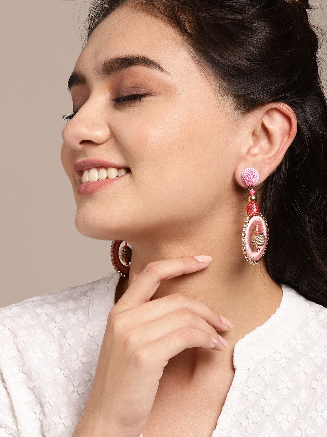 

Sangria Pink Rose Gold-Plated Threadwork Stone-Studded Circular Drop Earrings
