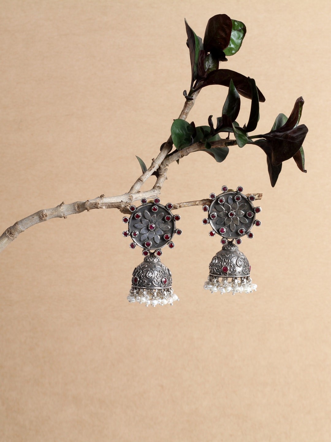 

SANGEETA BOOCHRA Silver-Toned Contemporary Jhumkas Earrings