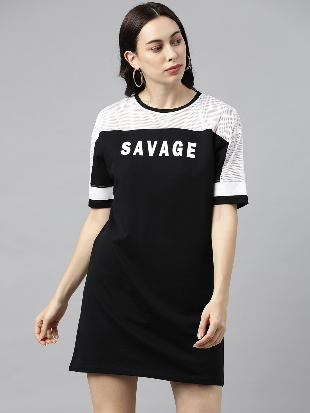 

BEVERLY BLUES Black and White Colourblocked T-shirt Dress