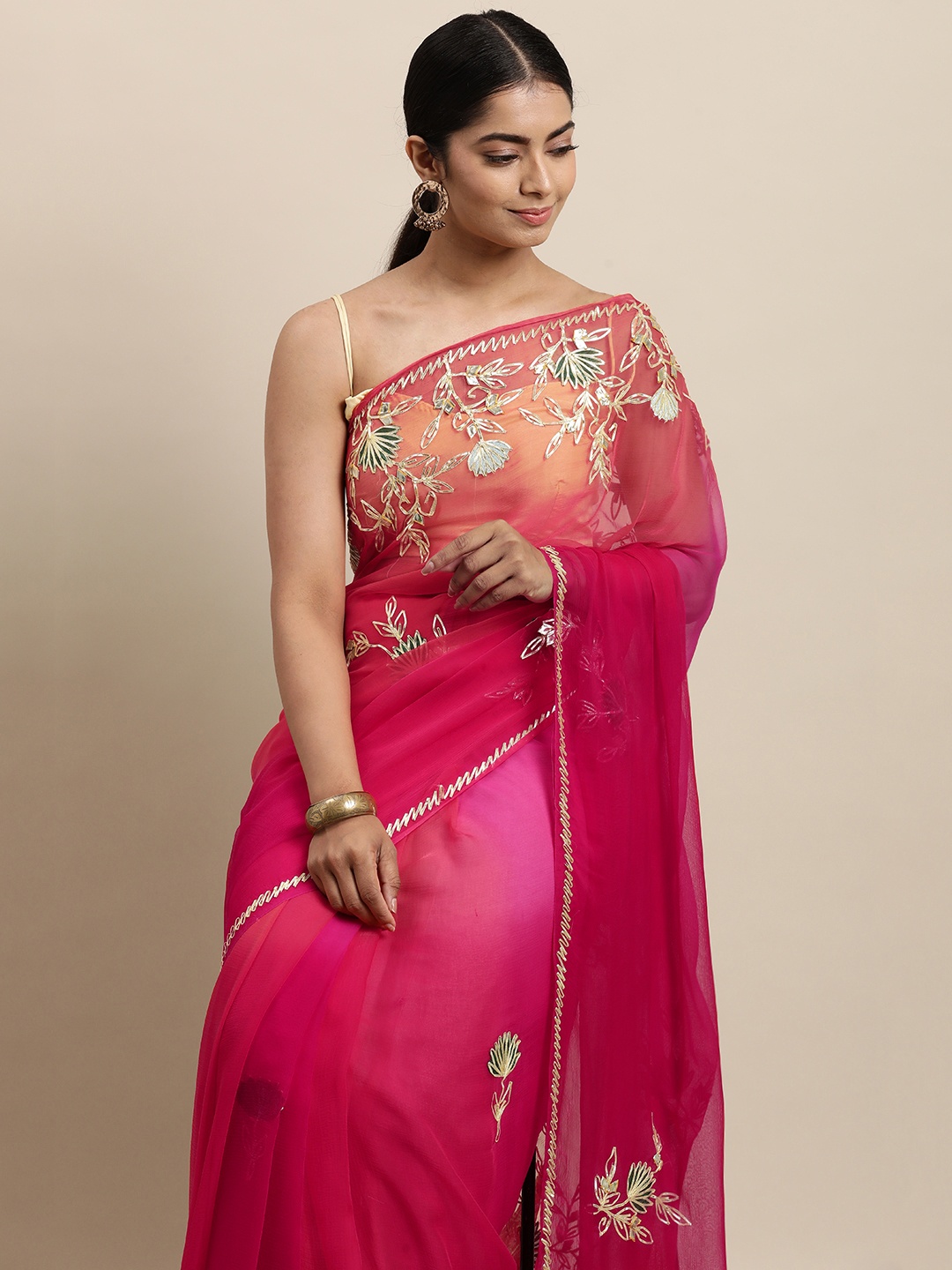 

Geroo Jaipur Red Embellished Gotta Patti Pure Chiffon Saree