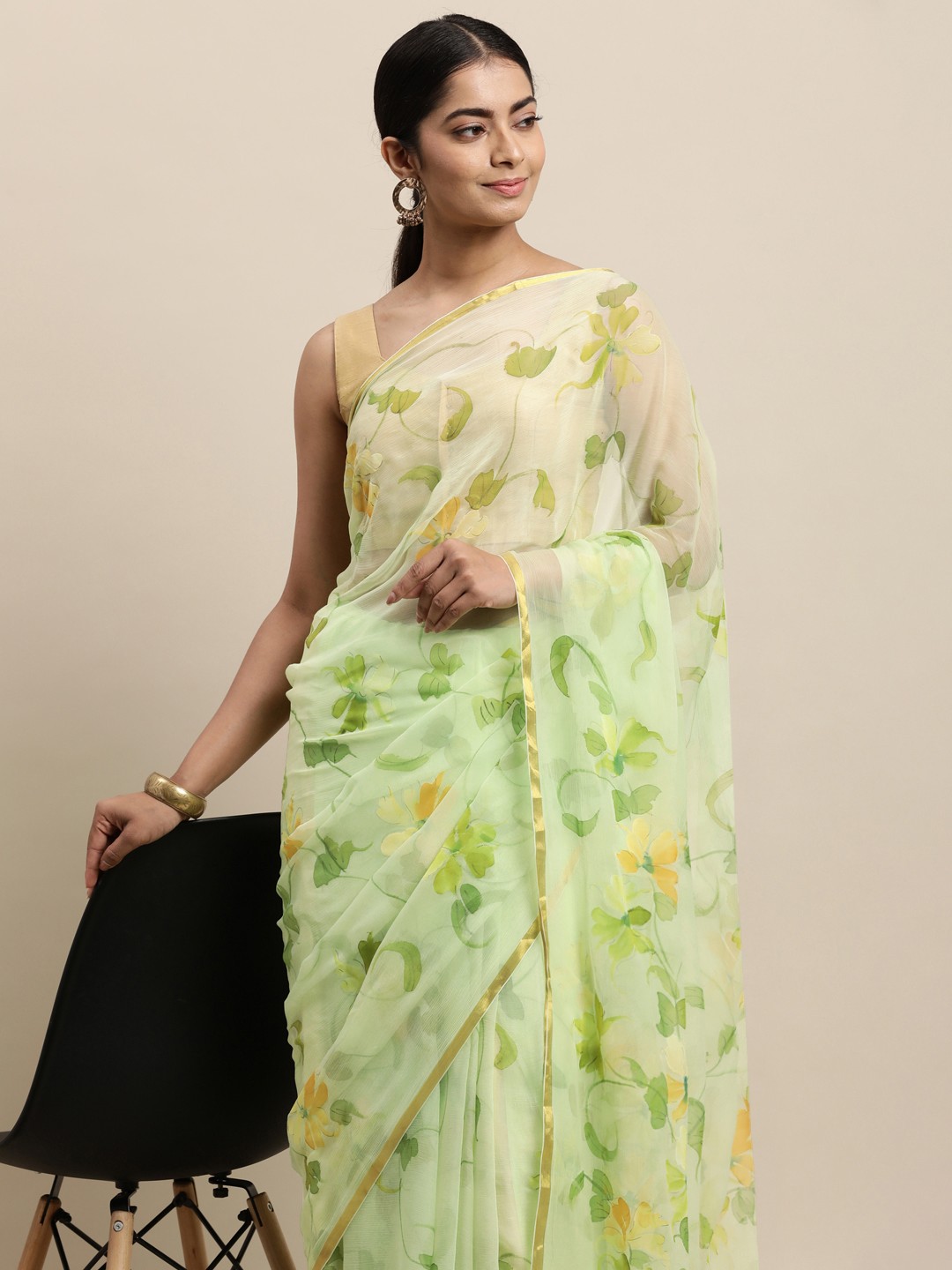 

Geroo Jaipur Green Floral Pure Chiffon Saree