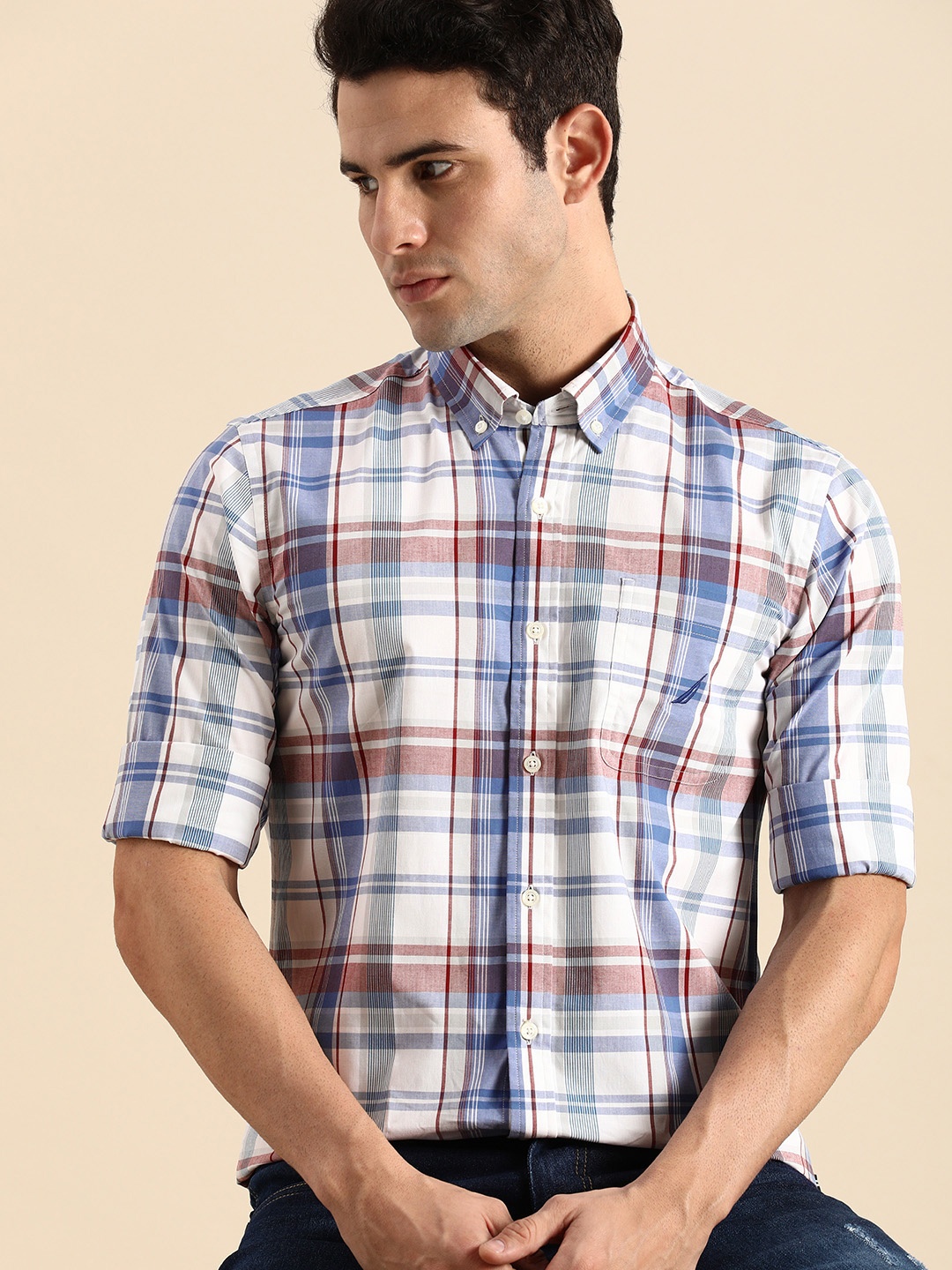 

Nautica Men White & Blue Slim Fit Tartan Checked Casual Shirt