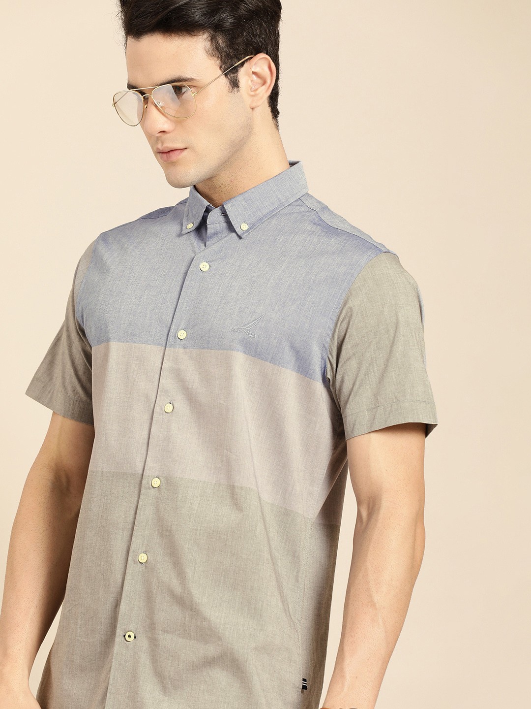 

Nautica Men Blue Classic Fit Colourblocked Button-Down Collar Casual Shirt