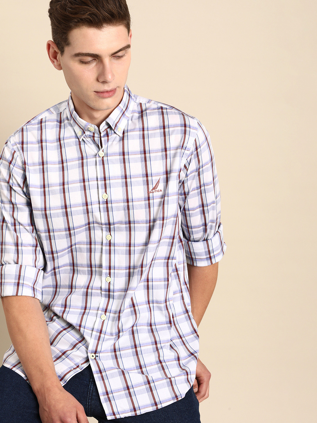 

Nautica Men White & Blue Classic Fit Tartan Checked Casual Shirt