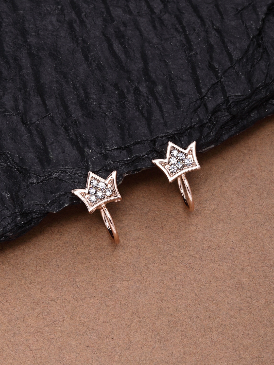 

Ferosh Rose Gold Set of 2 Contemporary Ear Cuff