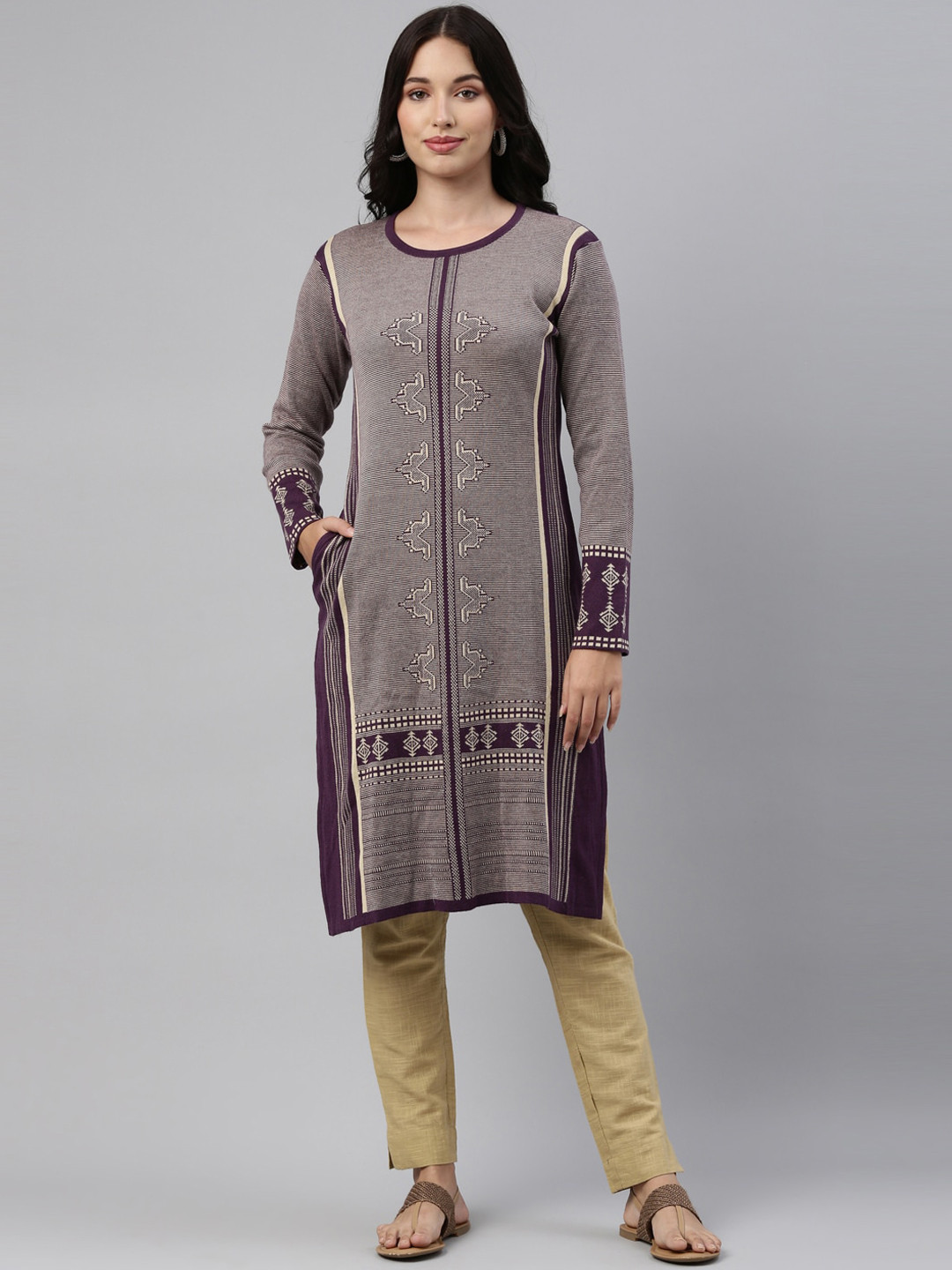 

Neerus Women Brown Geometric Woven Designed Straight Knitted Kurta