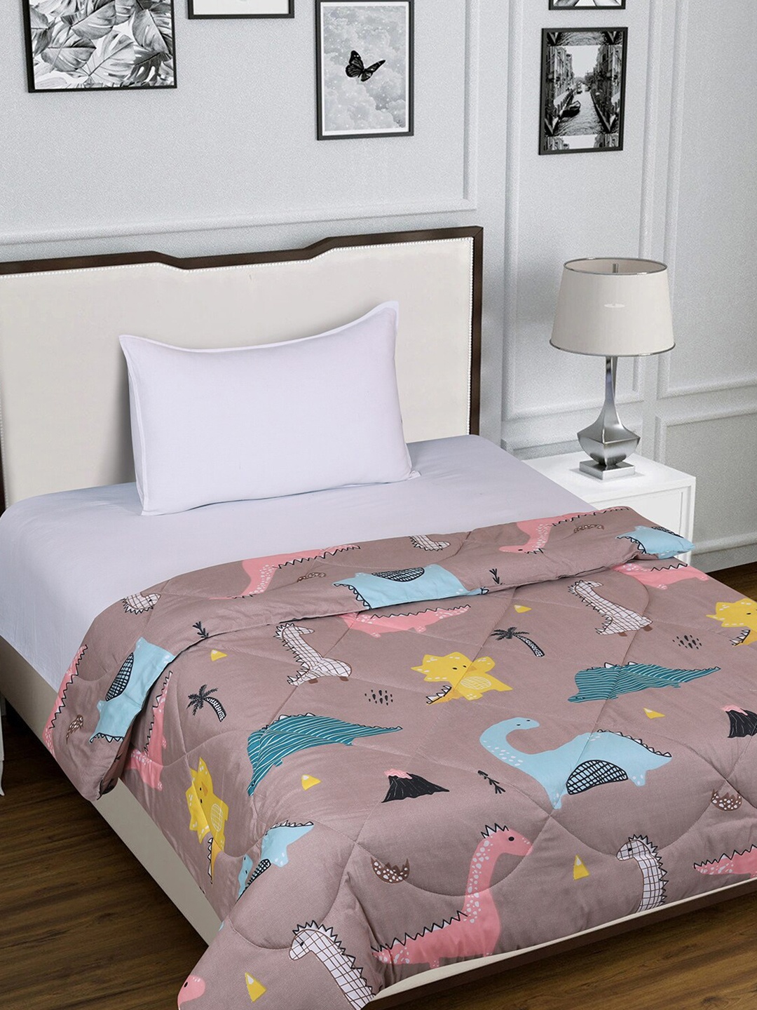 

ROMEE Brown Animal Printed Cotton 210 GSM Single Bed AC Comforter
