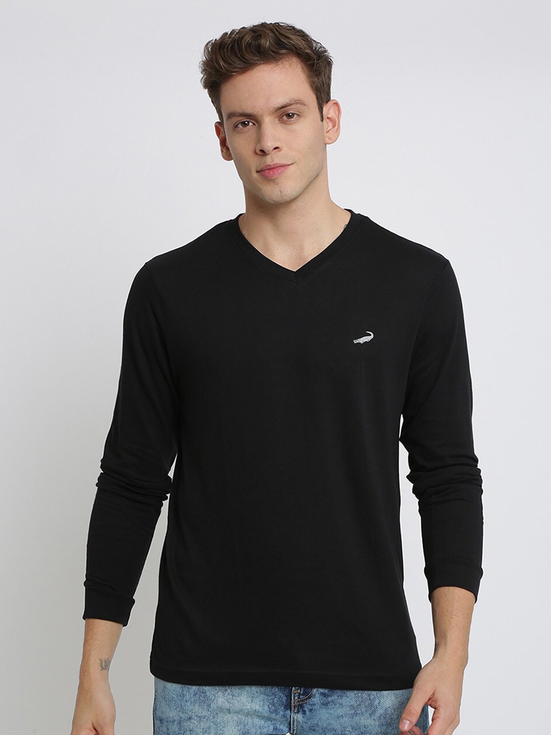 

Crocodile Men Black Solid V-Neck T-shirt