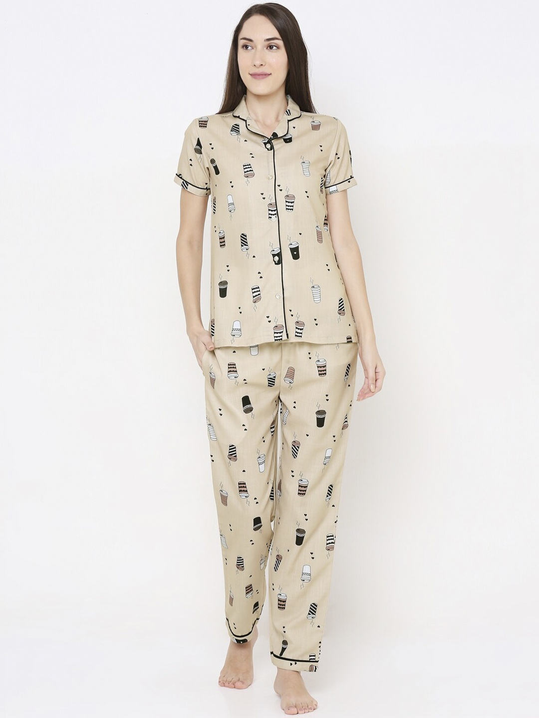 

FashionRack Women Brown Conversational Print Night Suit