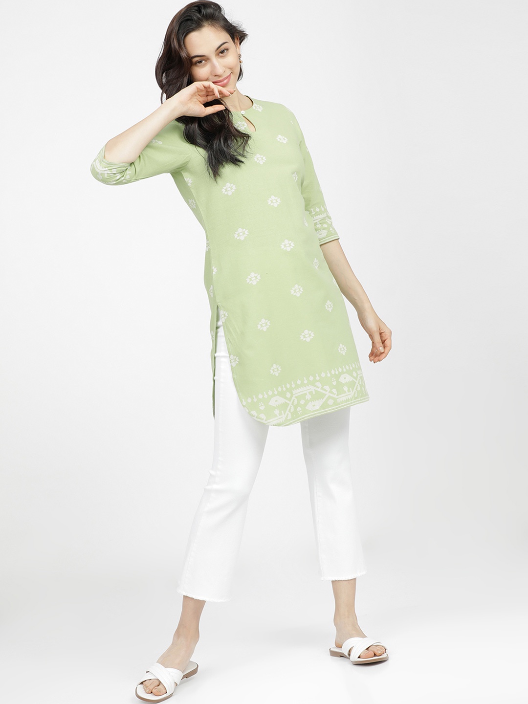 

Vishudh Green & White Printed Tunic