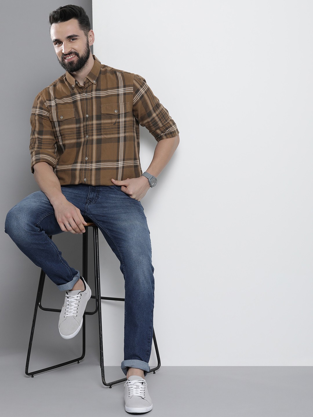 

Nautica Men Classic Checked Pure Cotton Casual Shirt, Brown