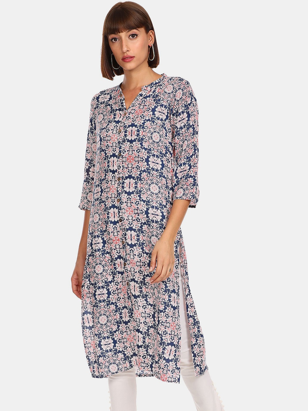 

Karigari Women Blue & Red Floral Printed Cotton Kurta