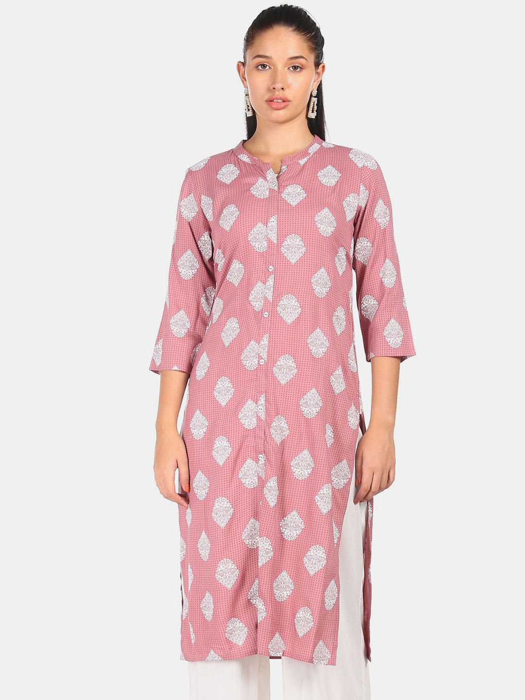 

Karigari Women Peach-Coloured & White Ethnic Motifs Printed Kurta