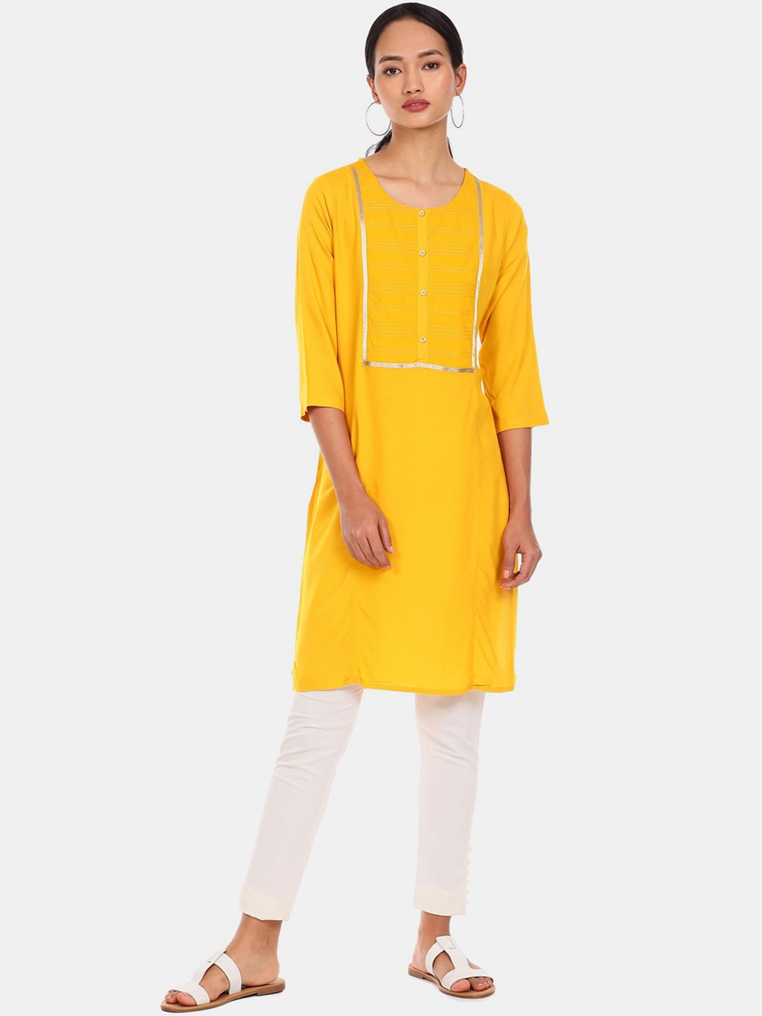

Karigari Women Yellow & Gold-Toned Kurta