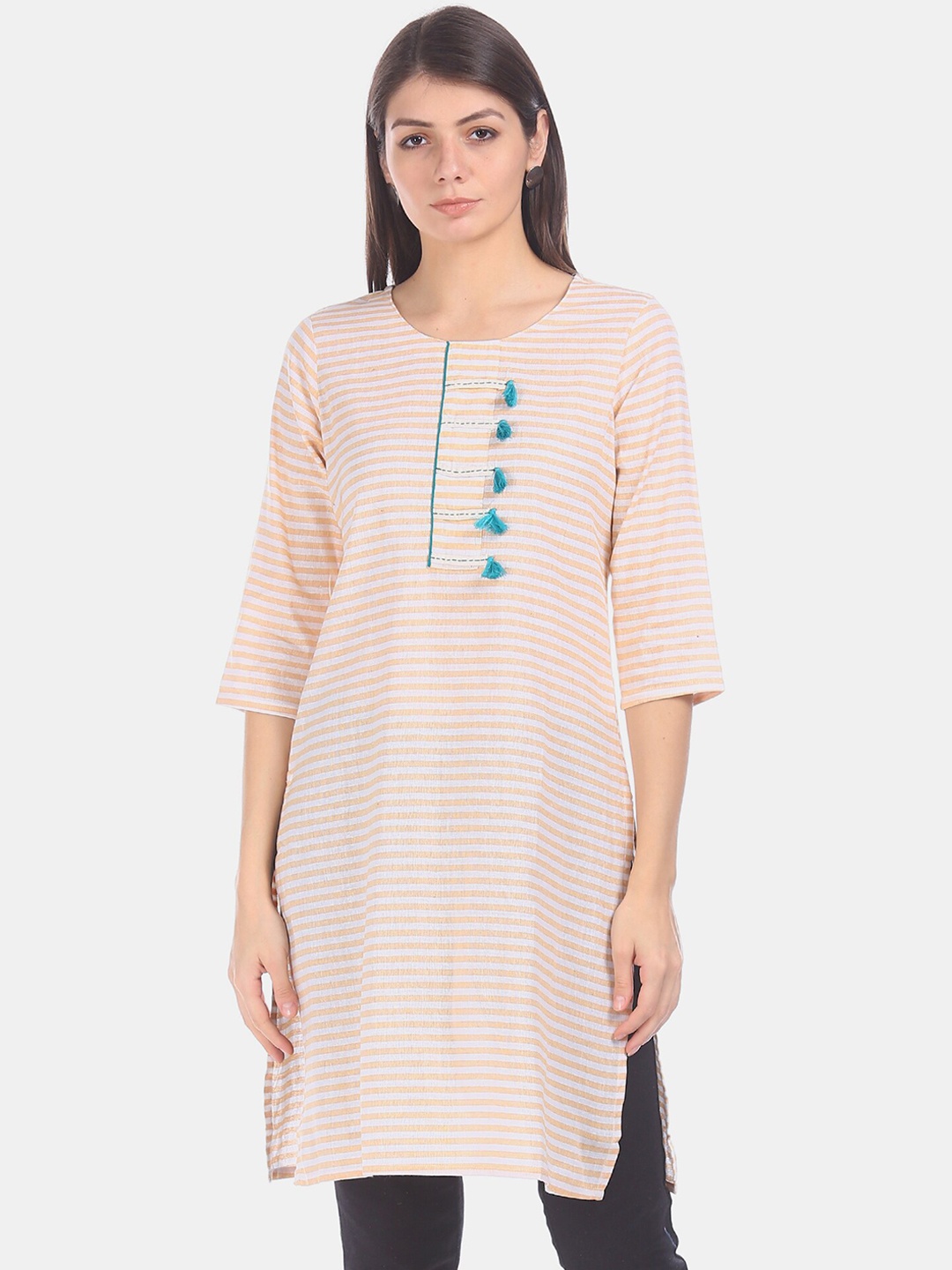 

Karigari Women Yellow & White Tasselled Front Striped Kurta