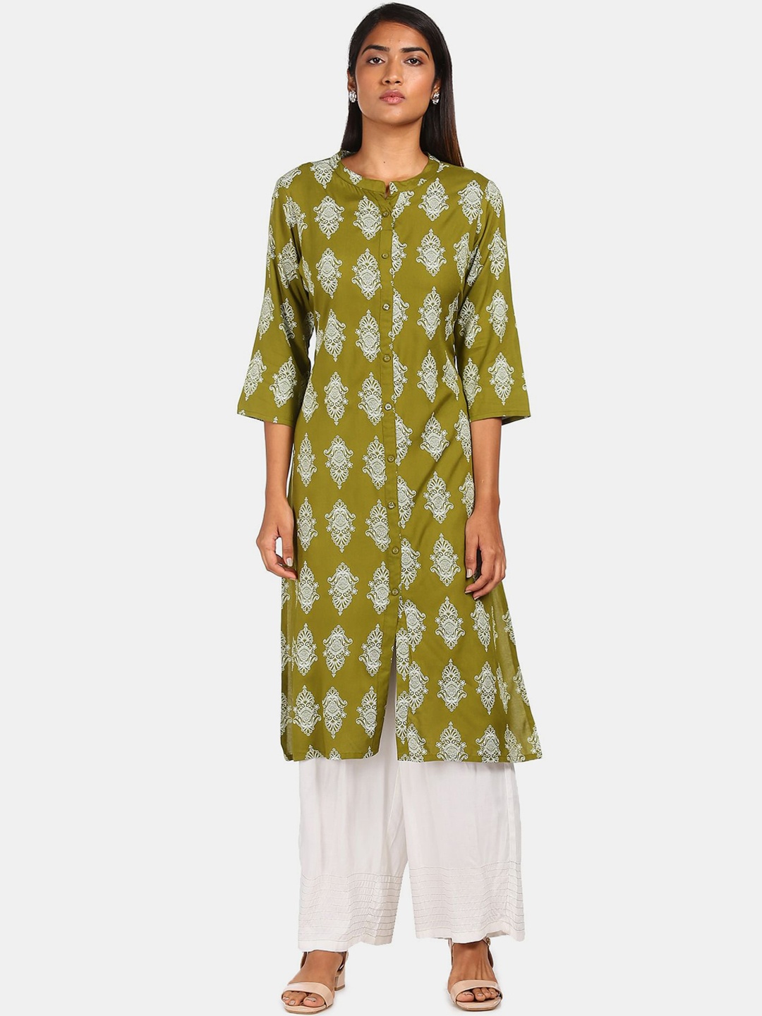 

Karigari Women Olive Green & White Ethnic Motifs Printed Kurta