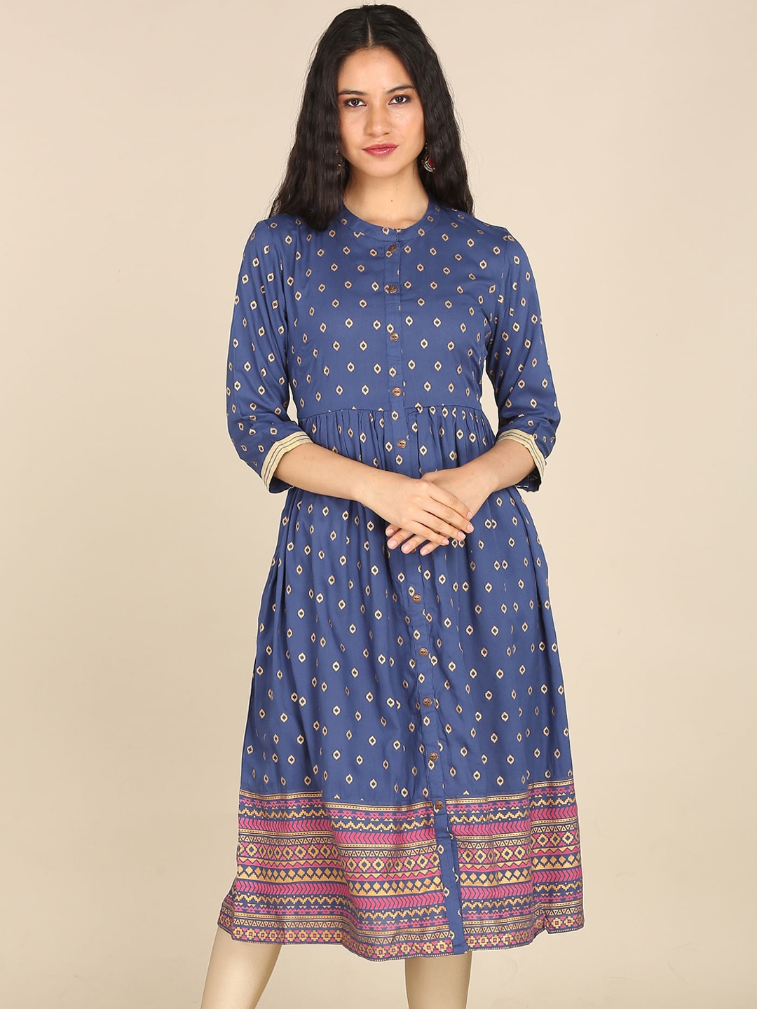 

Karigari Women Blue & Gold-Toned Geometric Gotta Patti Anarkali Kurta