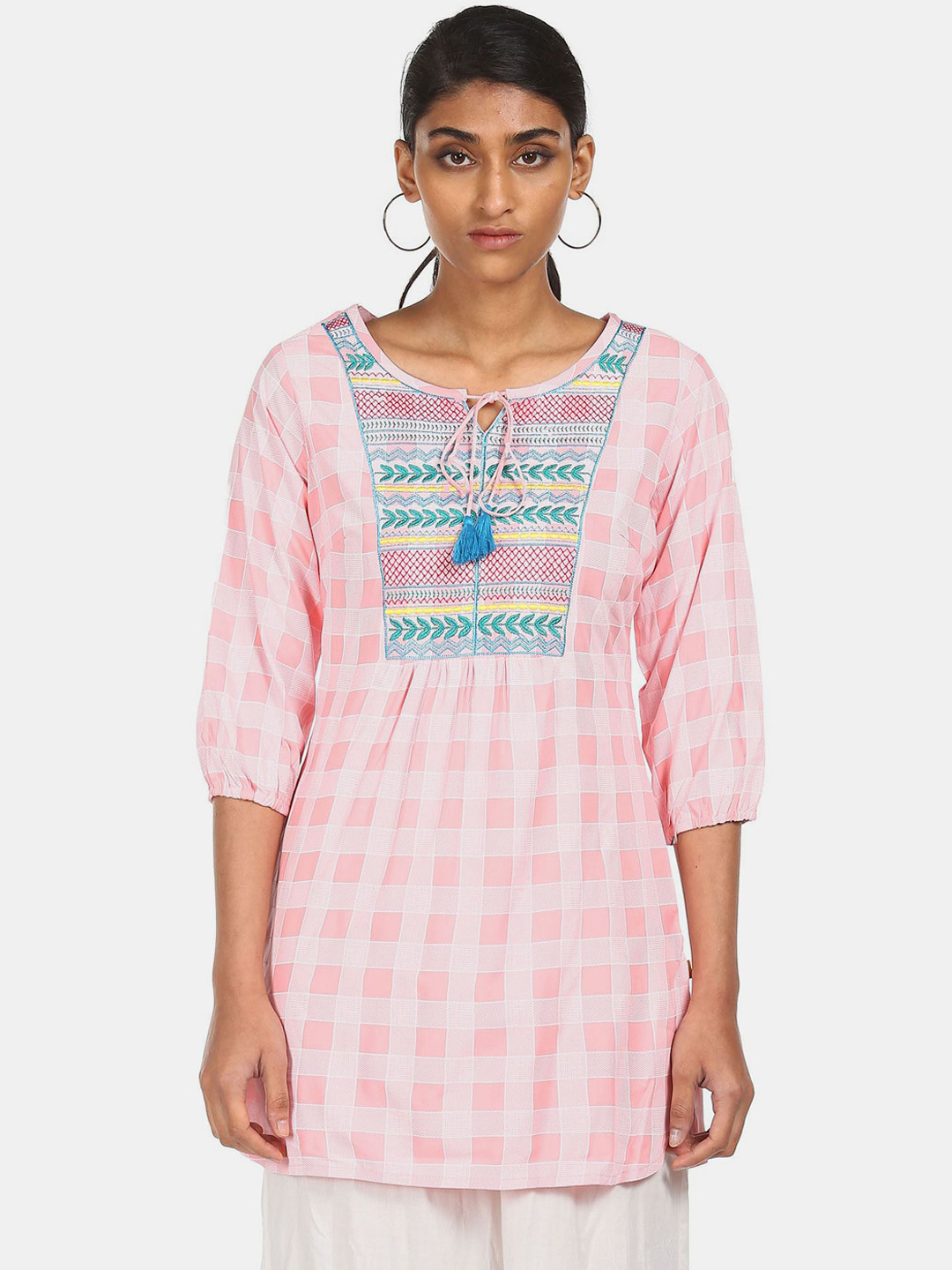 

Karigari Women Pink & White Checked Round Neck Empire Kurti