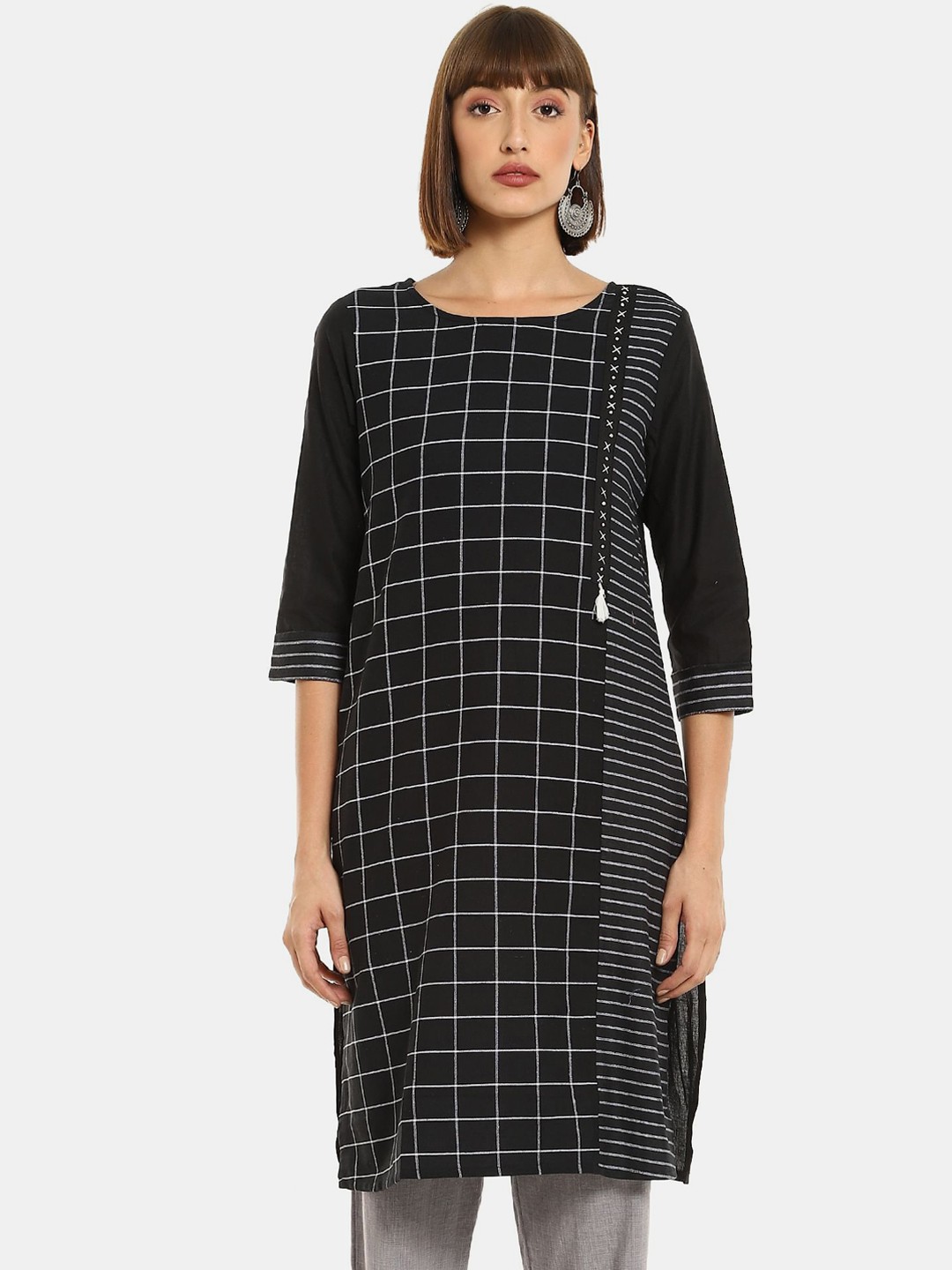 

Karigari Women Black Checked Thread Work Kurta