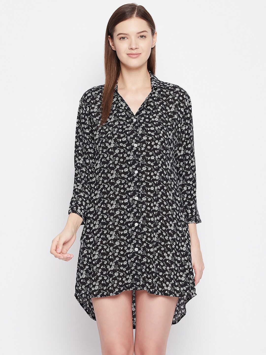 

Hypernation Women Black & White Printed Nightdress