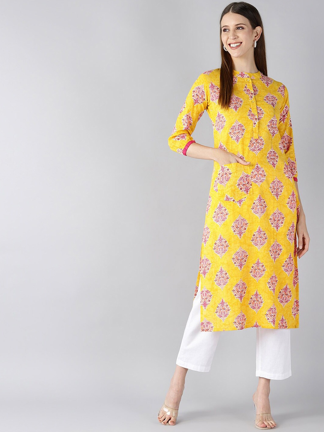 AHIKA Women Yellow Floral Printed Kurta