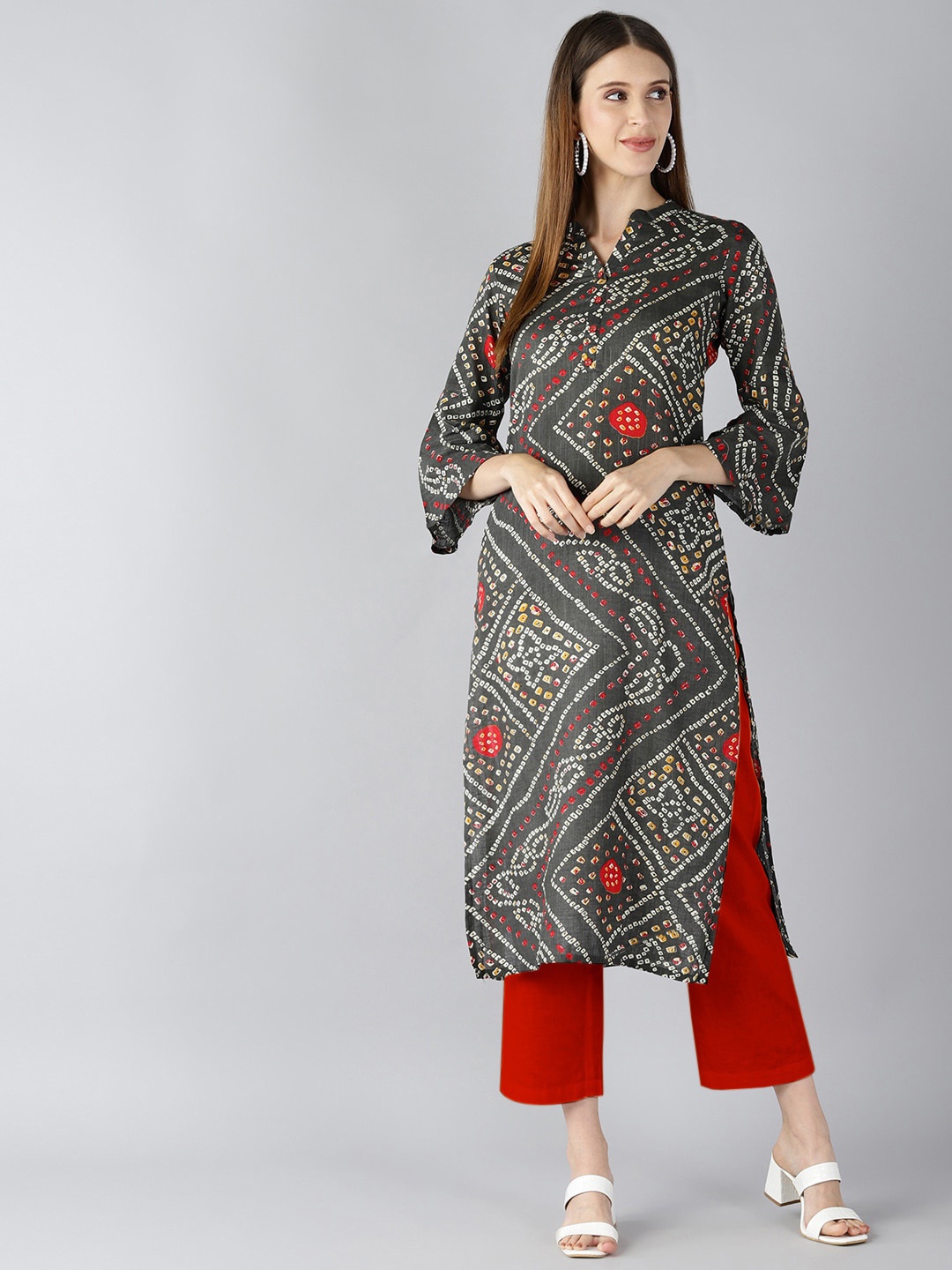 

AHIKA Women Charcoal Geometric Printed Flared Sleeves Kurta