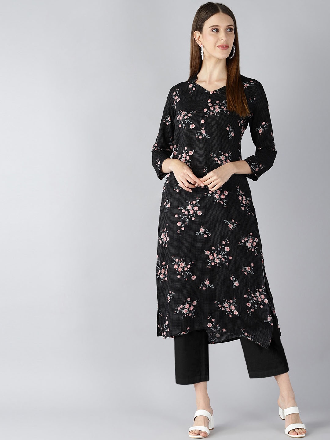 

AHIKA Women Black Floral Printed Cotton Kurta