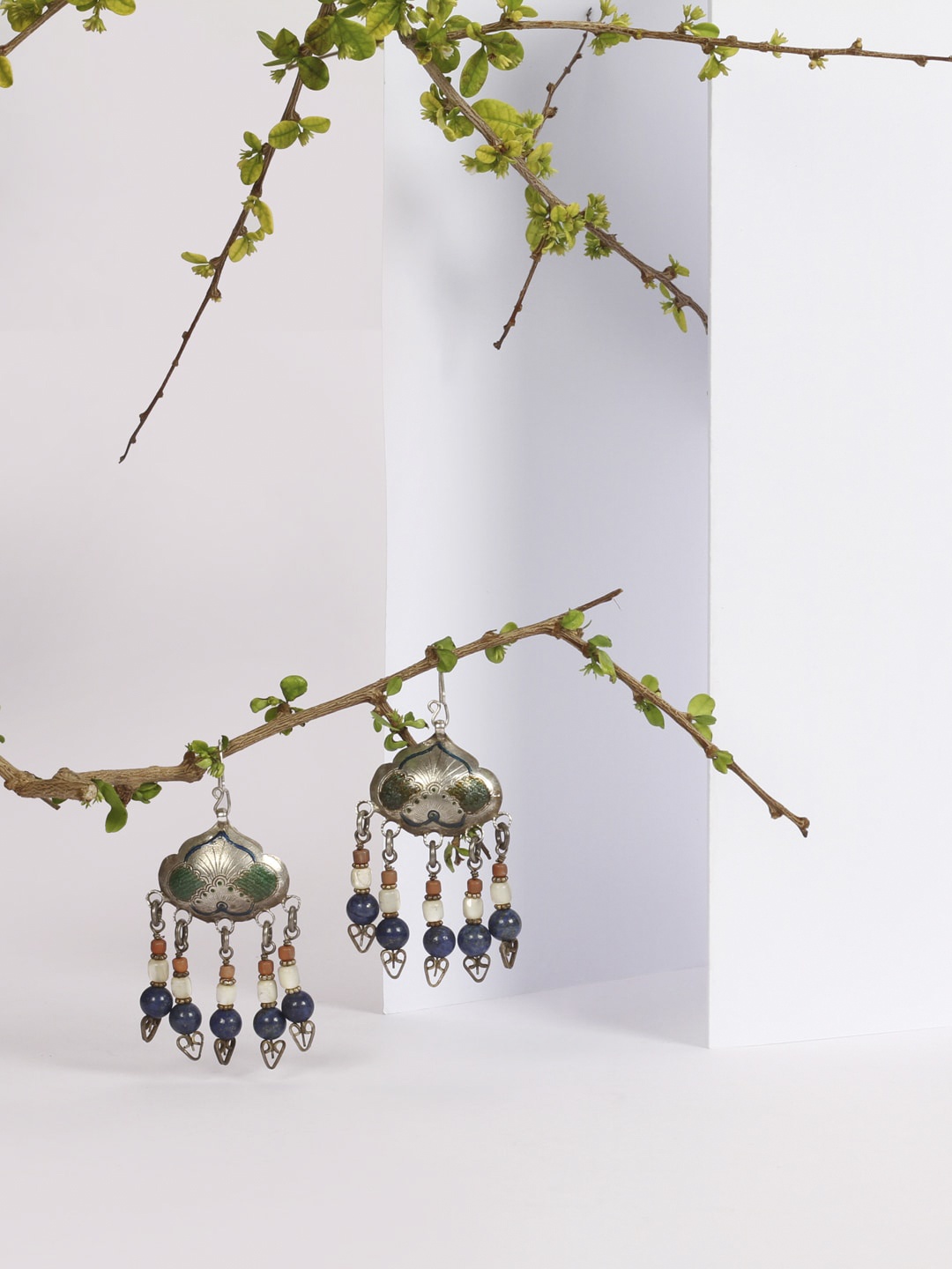 

SANGEETA BOOCHRA Silver-Toned & Blue Contemporary Drop Earrings