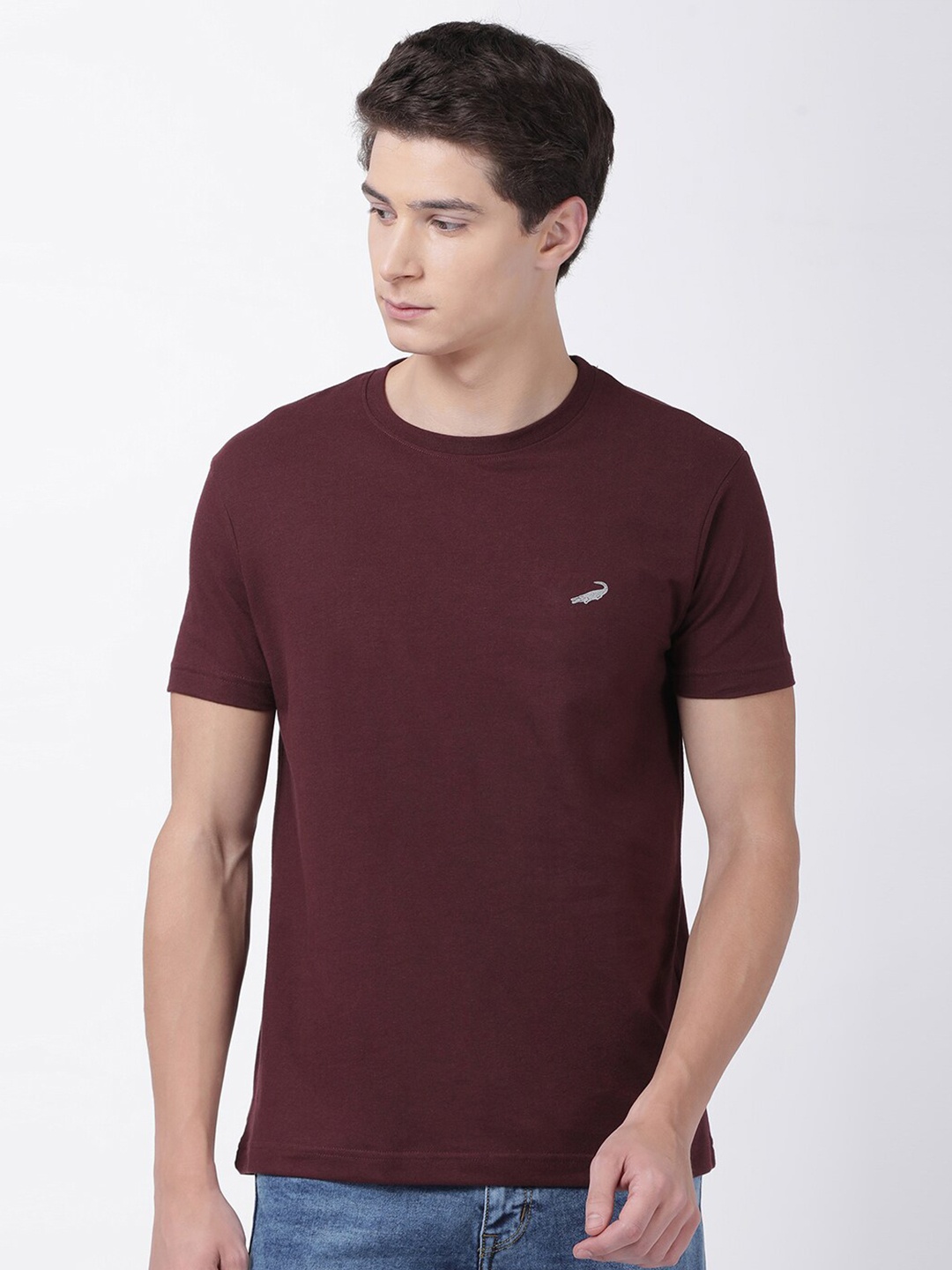 

Crocodile Men Maroon Solid T-shirt